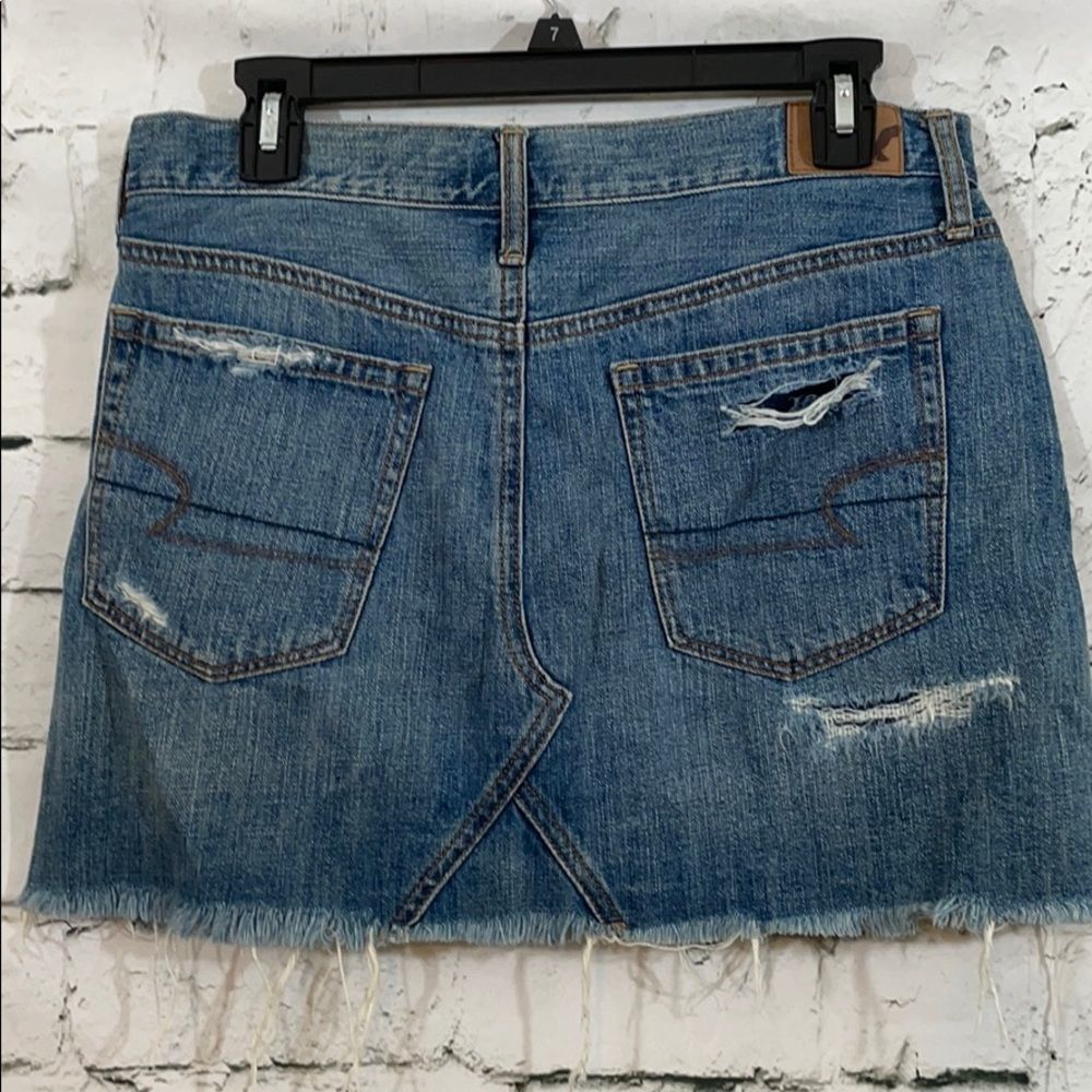 American Eagle distressed denim mini skirt - Picture 5 of 9